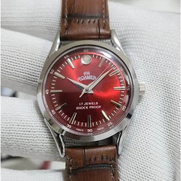Vintage 1982 Roamer Manual Mens Silver Watch W/Leather Strap & Red accents